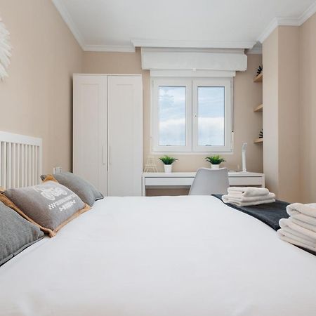 In The Historic Center Of Malaga, Very Close To The Beach And The Ave Train Station, With Private Parking Ngoại thất bức ảnh