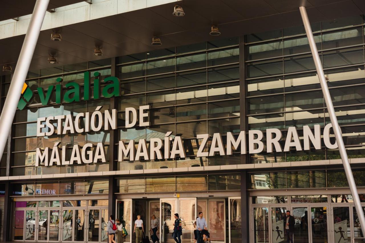 In The Historic Center Of Malaga, Very Close To The Beach And The Ave Train Station, With Private Parking Ngoại thất bức ảnh