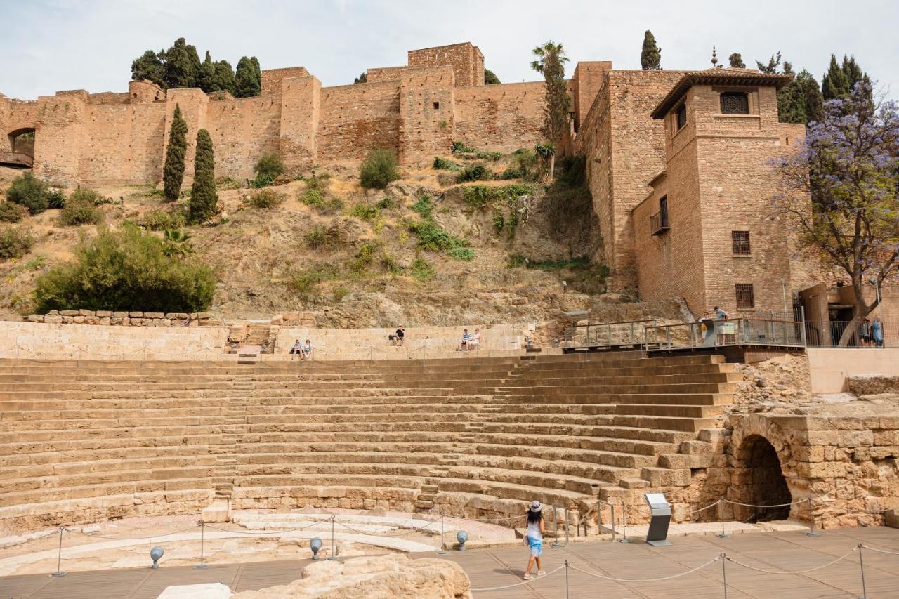 In The Historic Center Of Malaga, Very Close To The Beach And The Ave Train Station, With Private Parking Ngoại thất bức ảnh