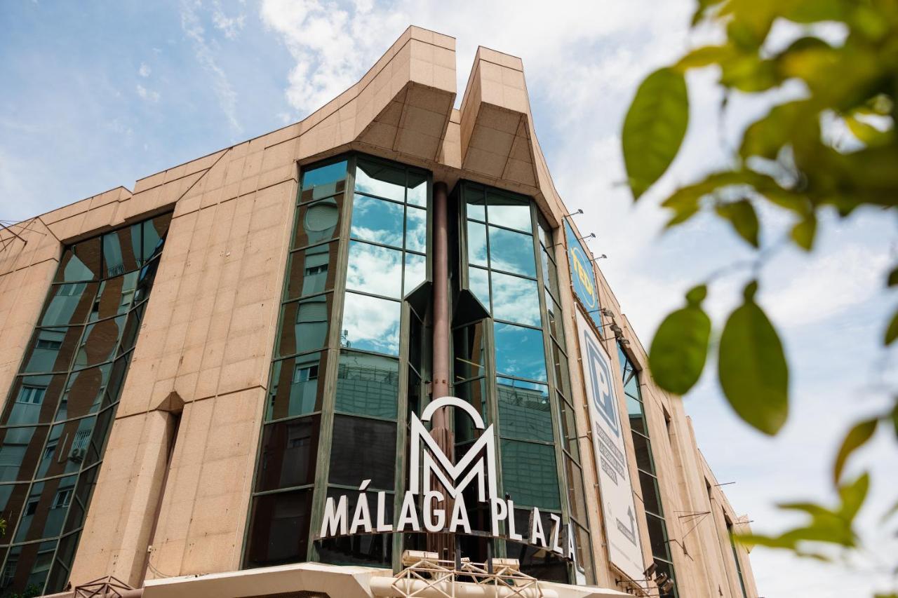 In The Historic Center Of Malaga, Very Close To The Beach And The Ave Train Station, With Private Parking Ngoại thất bức ảnh